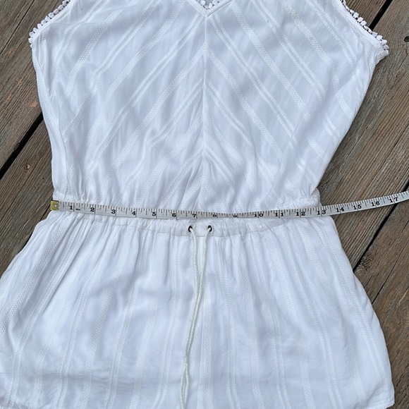 Forever 21 white 1-piece romper M-L - Picture 9 of 11
